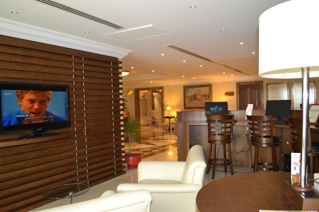 Khalidiya Hotel Абу-Даби Экстерьер фото